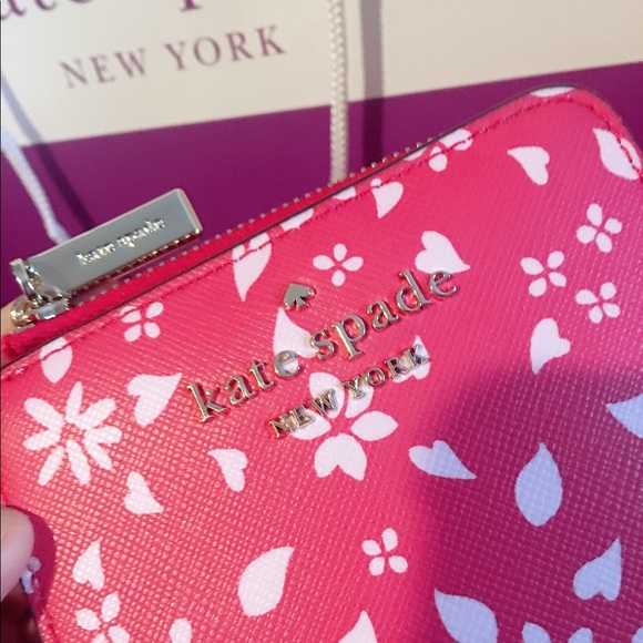 Wallet - Picture 2 of 5